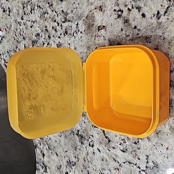 Tupperware yellow Square Food Storage Container - Picture 2 of 3